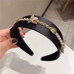 1 Black Luxury Bee Pearl Headband